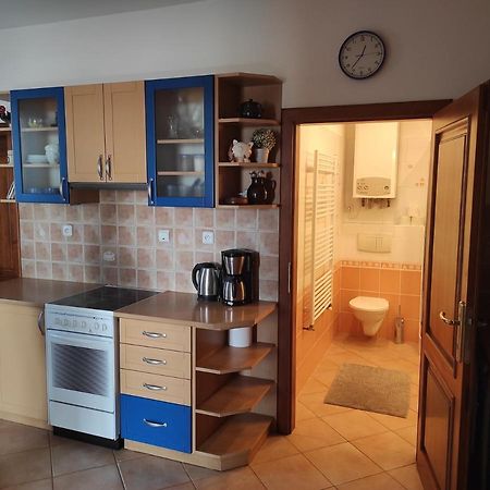 Domo Apartment Středokluky Esterno foto