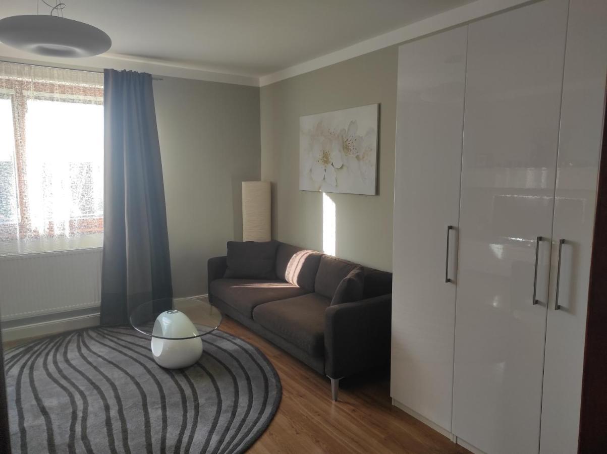 Domo Apartment Středokluky Esterno foto
