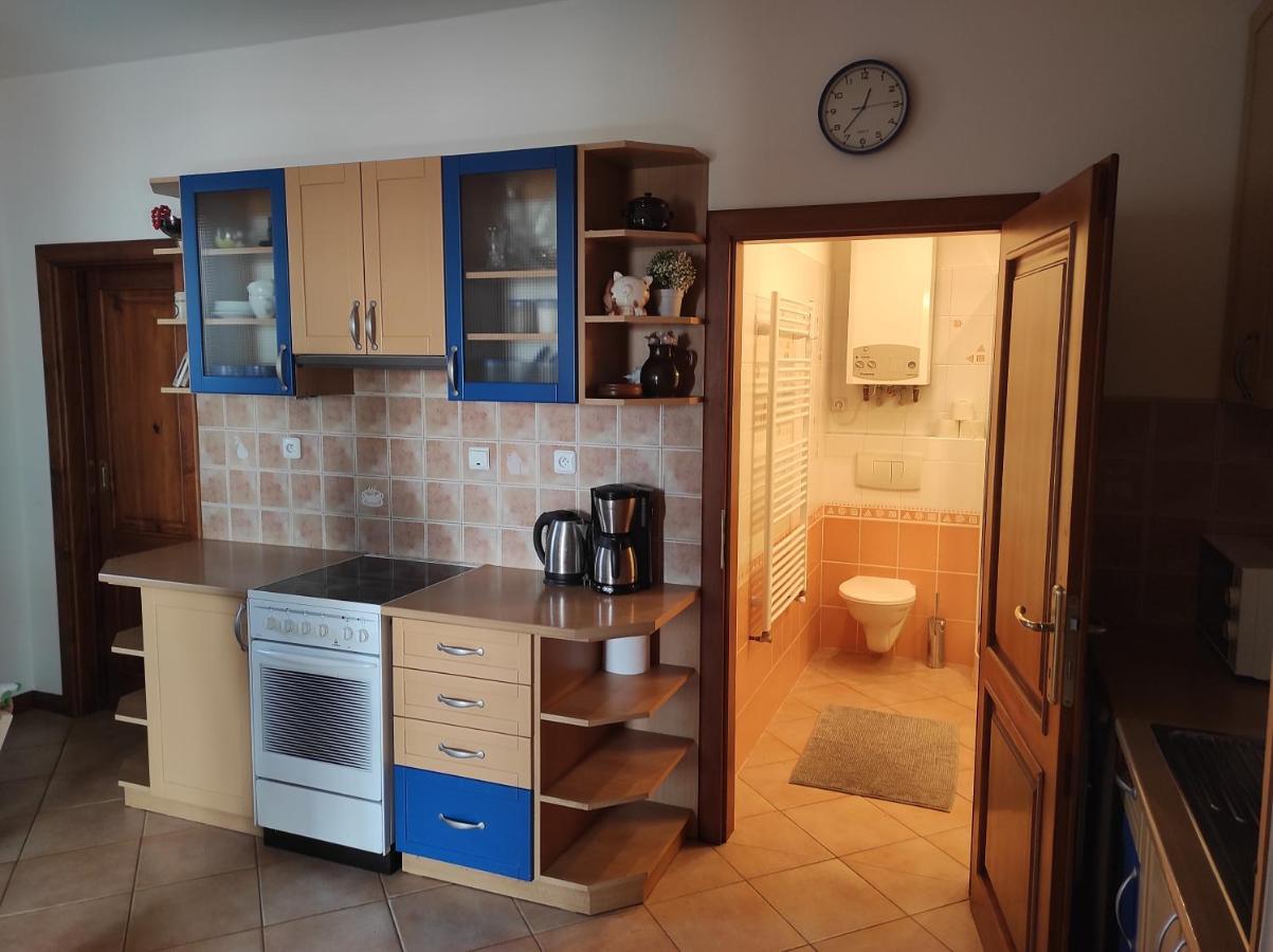 Domo Apartment Středokluky Esterno foto